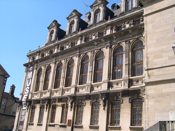  Musée Saint-Loup